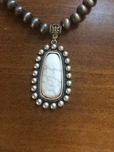 Load image into Gallery viewer, White Turquoise Necklace